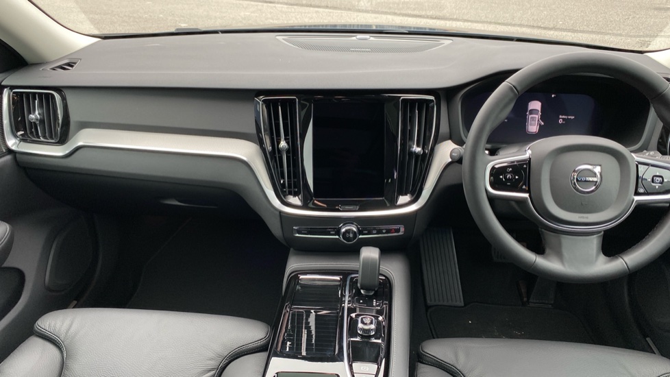 Volvo V60 2.0 T8 [455] PHEV Ultra Dark 5dr AWD Auto [NI] Estate - Image 6