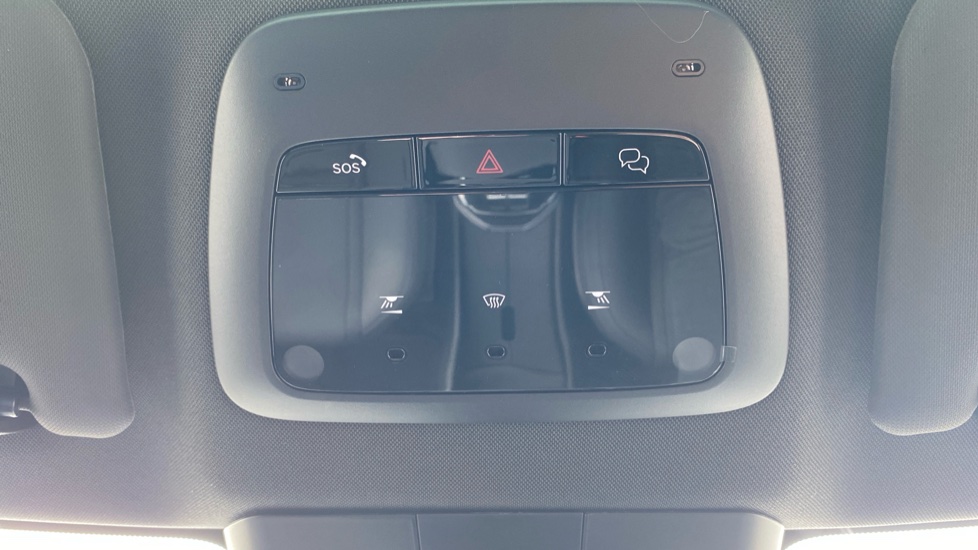 Volvo EX30 315kW Twin Motor Performance Ultra 69kWh 5dr Auto Electric Estate - Image 31