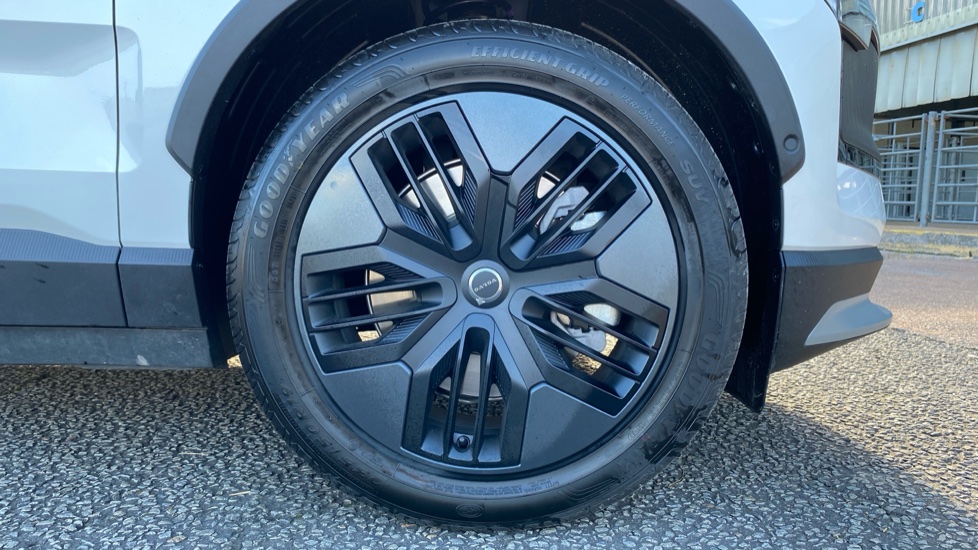 Volvo EX30 315kW TM Performance Ultra Black Ed 69kWh 5dr Auto Electric Estate - Image 10