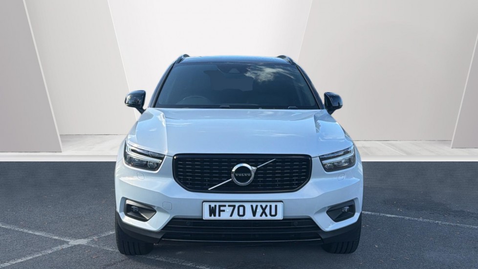 Volvo XC40 2.0 B4P R DESIGN 5dr Auto Petrol Estate - Image 9