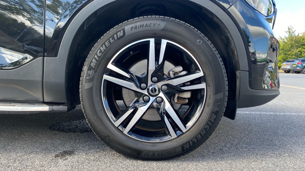 Volvo XC40 2.0 B3P Plus Dark 5dr Auto Petrol Estate - Image 10