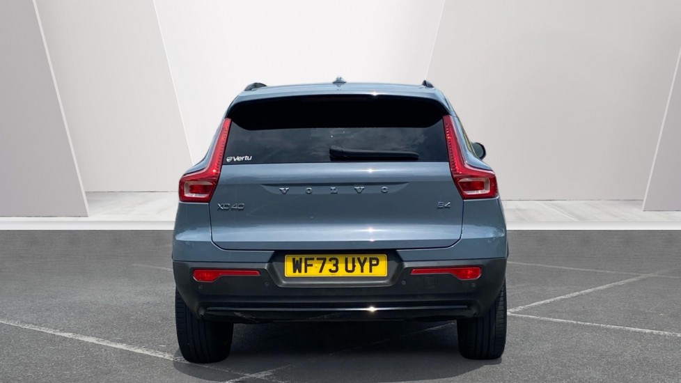 Volvo XC40 2.0 B4P Ultimate Dark 5dr Auto Petrol Estate - Image 8