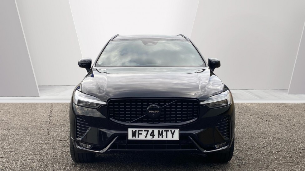 Volvo XC60 2.0 B5P Plus Black Edition 5dr AWD Geartronic Petrol Estate - Image 9