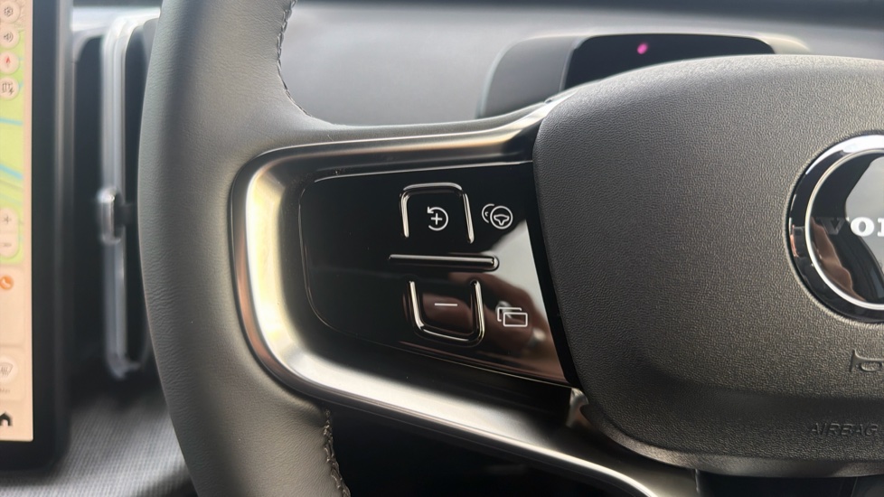 Volvo EX30 200kW Single Motor Plus 51kWh 5dr Auto Electric Estate - Image 29