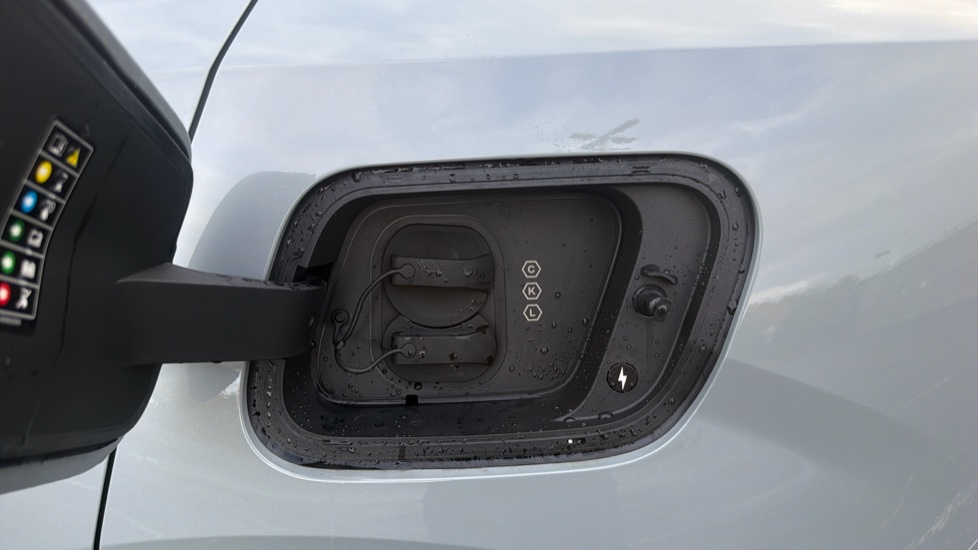 Volvo EX30 200kW Single Motor Plus 51kWh 5dr Auto Electric Estate - Image 42