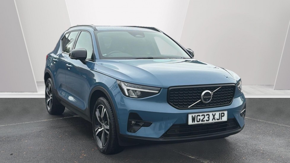 Volvo XC40 2.0 B3P Plus Dark 5dr Auto Petrol Estate - Image 1
