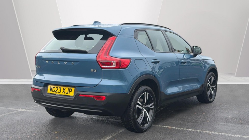 Volvo XC40 2.0 B3P Plus Dark 5dr Auto Petrol Estate - Image 2