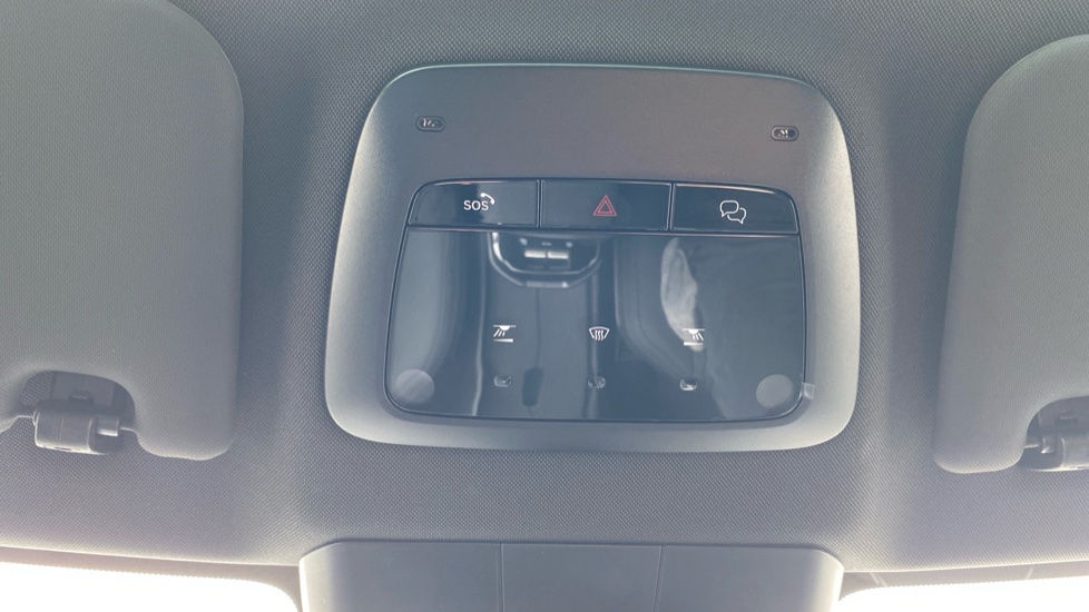 Volvo EX30 315kW TM Perf Cross Country Ultra 69kWh 5dr Auto Electric Estate - Image 35
