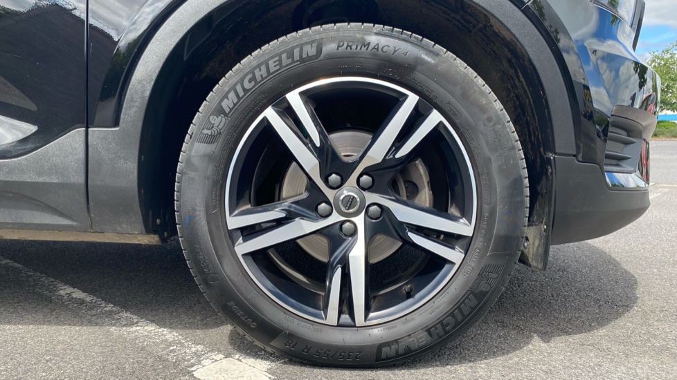 Volvo XC40 1.5 T3 [163] R DESIGN 5dr Geartronic Petrol Estate - Image 9