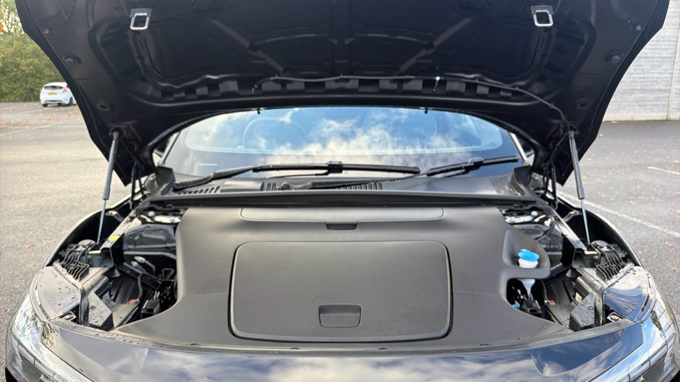 Volvo EX30 200kW SM Extended Range Plus 69kWh 5dr Auto Electric Estate - Image 45