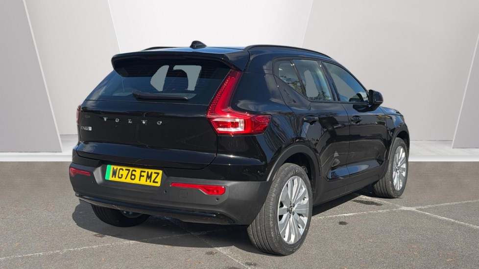 Volvo EX40 185kW Extended Range Core 82kWh 5dr Auto Electric Estate - Image 2