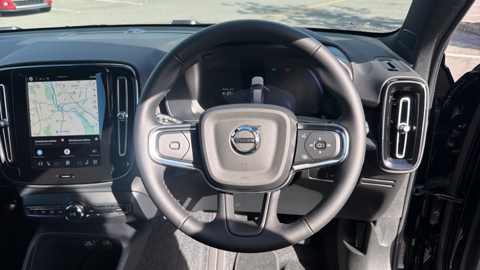 Volvo EX40 185kW Extended Range Core 82kWh 5dr Auto Electric Estate - Image 11