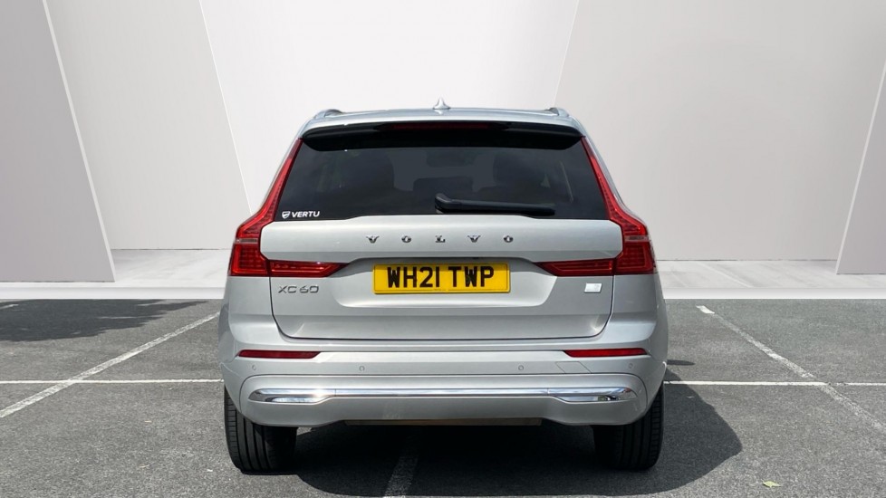Volvo XC60 2.0 T6 Recharge PHEV Inscription 5dr AWD Auto Estate - Image 8