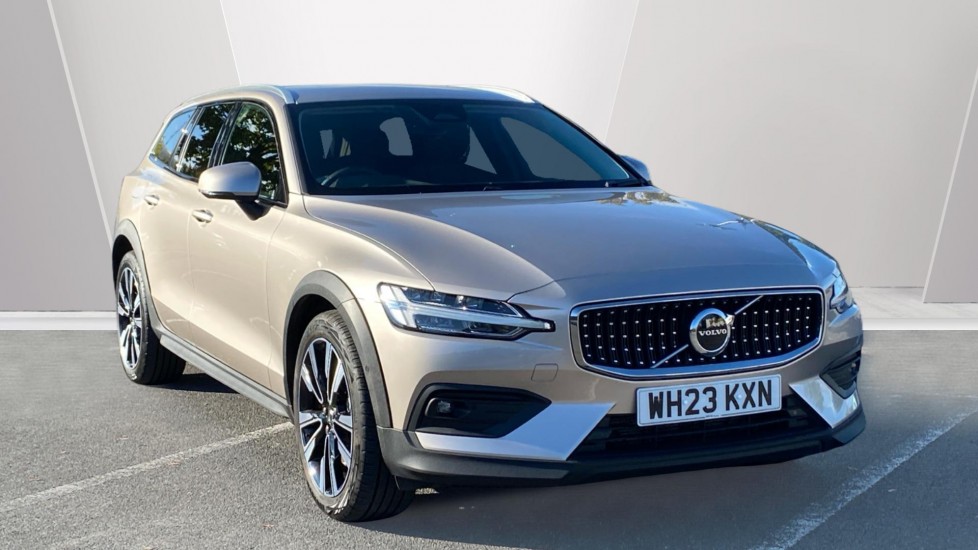2023 Volvo V60