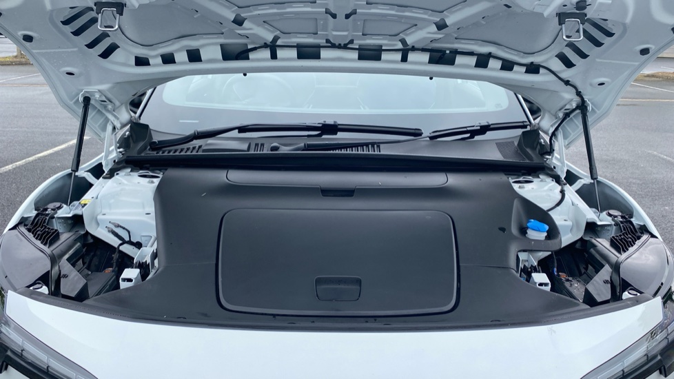 Volvo EX30 315kW Twin Motor Performance Plus 69kWh 5dr Auto Electric Estate - Image 42