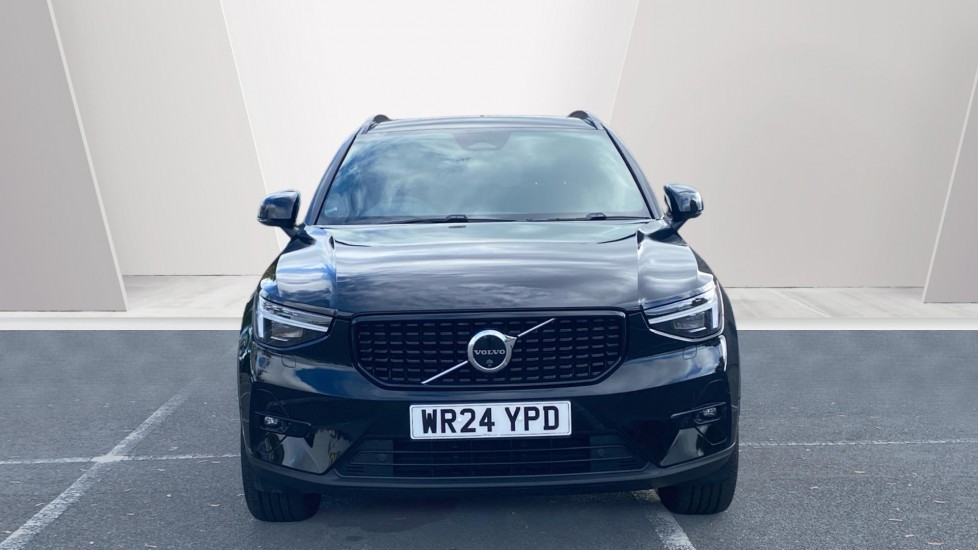 Volvo XC40 2.0 B3P Ultimate Dark 5dr Auto Petrol Estate - Image 9
