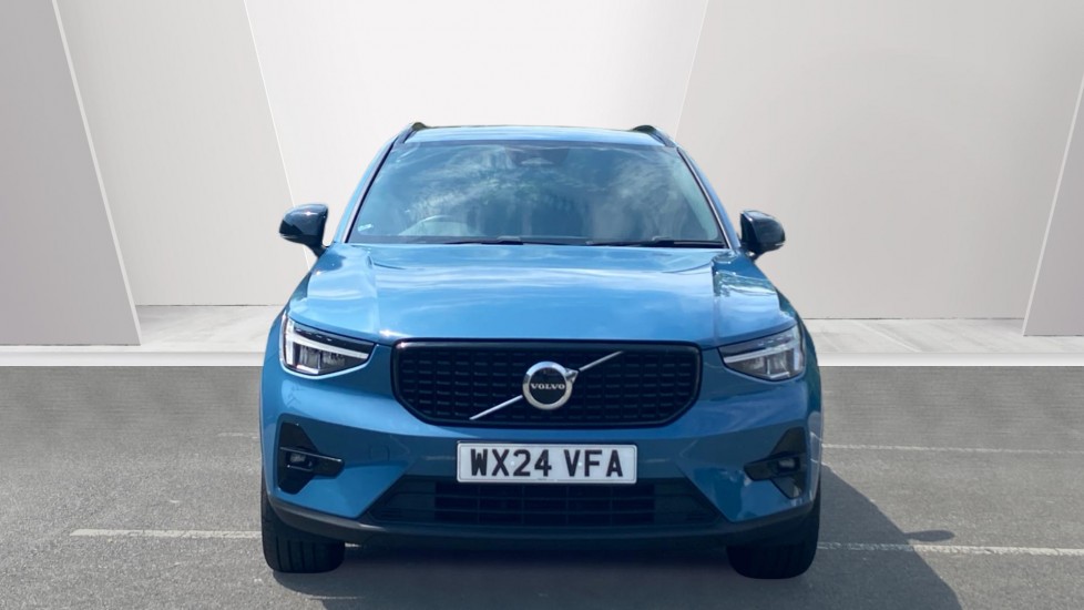 Volvo XC40 2.0 B3P Plus Dark 5dr Auto Petrol Estate - Image 8