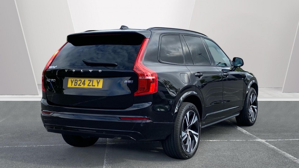 Volvo XC90 2.0 B5P [250] Plus Dark 5dr AWD Geartronic Petrol Estate - Image 2