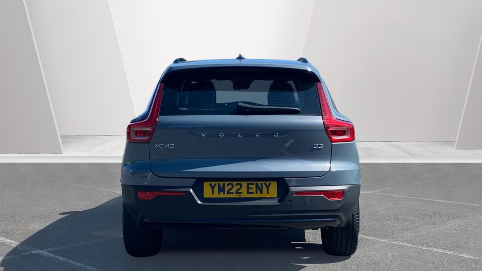 Volvo XC40 2.0 B3P Plus Dark 5dr Auto Petrol Estate - Image 7