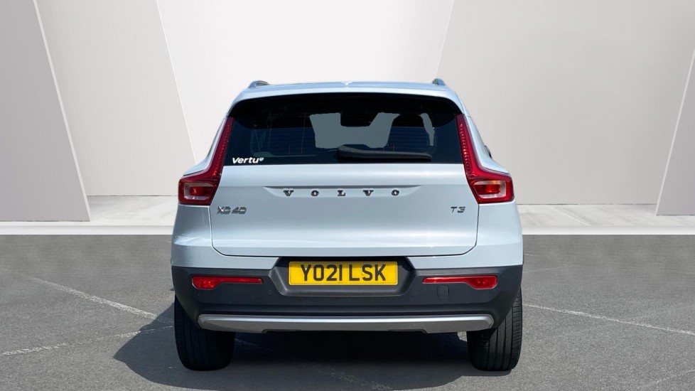 Volvo XC40 1.5 T3 [163] Momentum 5dr Geartronic Petrol Estate - Image 8