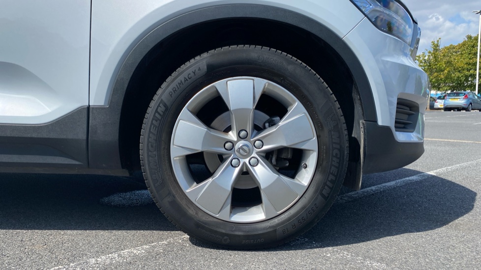 Volvo XC40 1.5 T3 [163] Momentum 5dr Geartronic Petrol Estate - Image 10