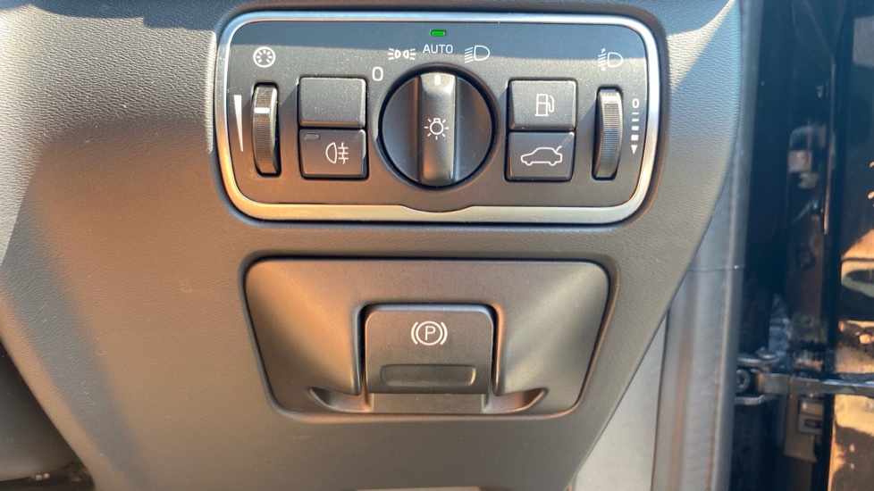 Volvo S60 D4 [190] R DESIGN Nav 4dr Diesel Saloon - Image 24