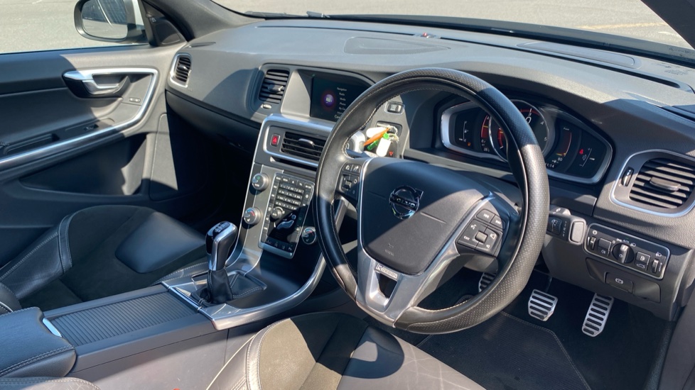 Volvo S60 D4 [190] R DESIGN Nav 4dr Diesel Saloon - Image 28