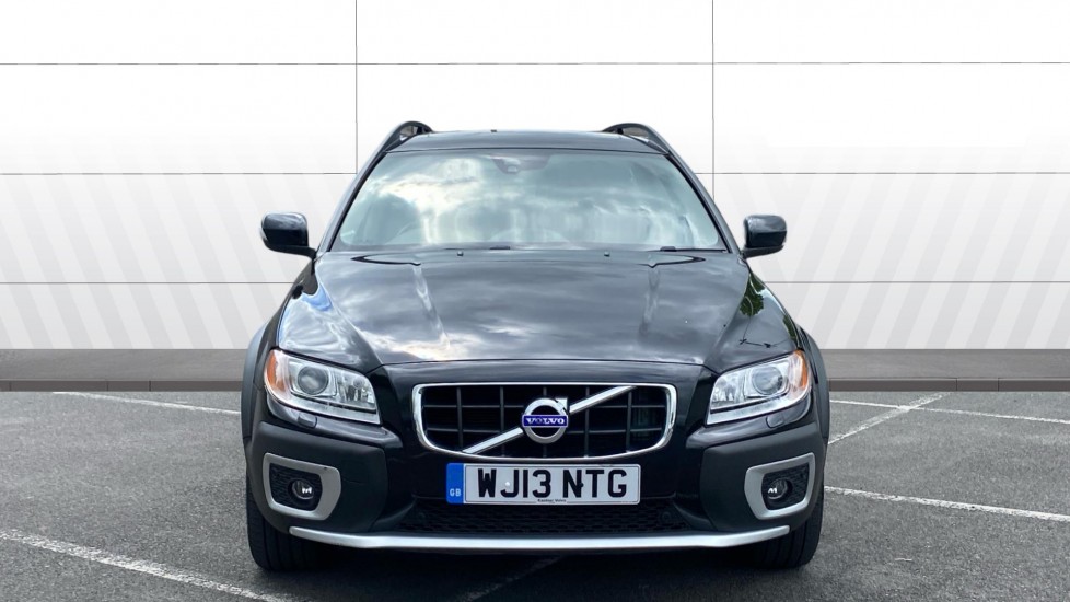 Volvo XC70 D5 [215] SE Lux 5dr Geartronic [Sat Nav] Diesel Estate - Image 3