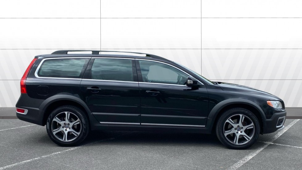 Volvo XC70 D5 [215] SE Lux 5dr Geartronic [Sat Nav] Diesel Estate - Image 5