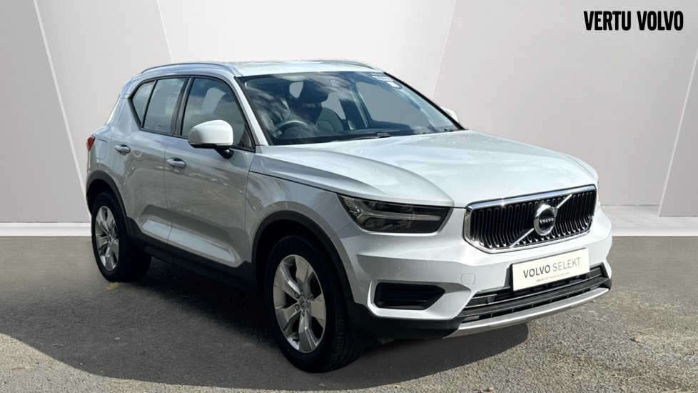 Volvo XC40 1.5 T3 [163] Momentum 5dr Geartronic Petrol Estate - Image 1