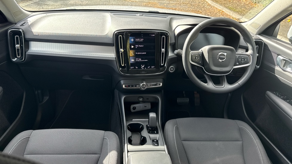 Volvo XC40 1.5 T3 [163] Momentum 5dr Geartronic Petrol Estate - Image 20