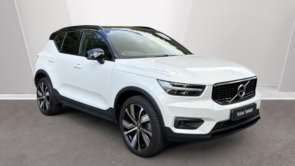 Volvo XC40 1.5 T5 Recharge PHEV R DESIGN Pro 5dr Auto Estate - Image 1