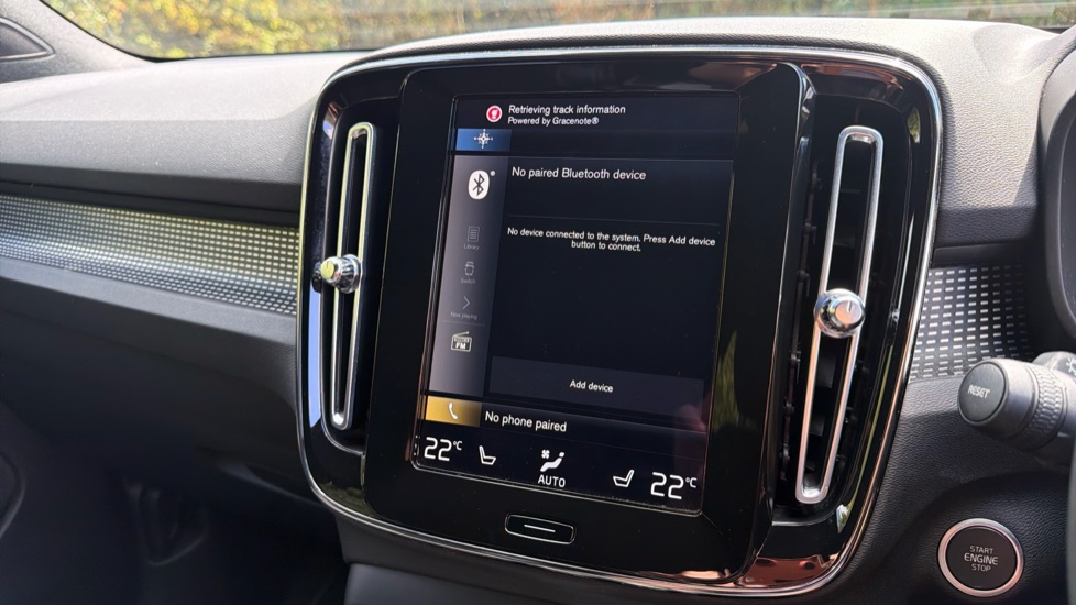 Volvo XC40 1.5 T5 Recharge PHEV R DESIGN Pro 5dr Auto Estate - Image 45