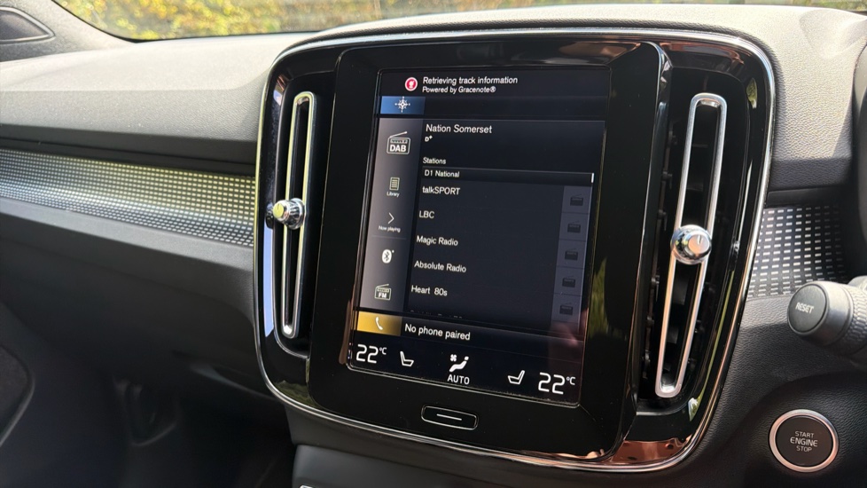 Volvo XC40 1.5 T5 Recharge PHEV R DESIGN Pro 5dr Auto Estate - Image 46