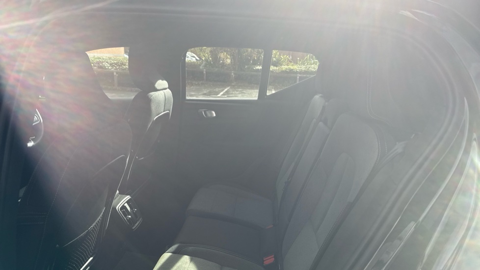 Volvo XC40 2.0 B3P Plus Dark 5dr Auto Petrol Estate - Image 33