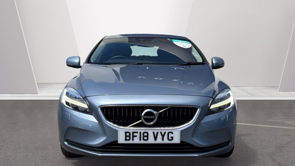 Volvo V40 D2 [120] Momentum Nav Plus 5dr Geartronic Diesel Hatchback - Image 8