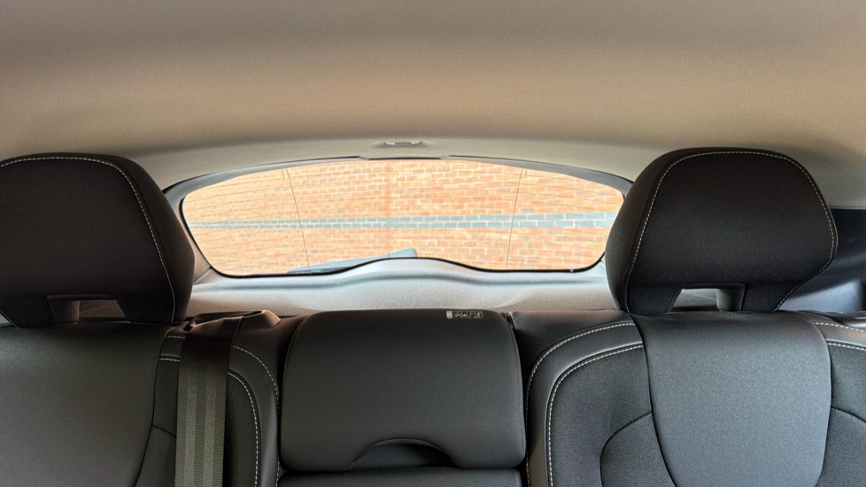 Volvo V40 D2 [120] Momentum Nav Plus 5dr Geartronic Diesel Hatchback - Image 47