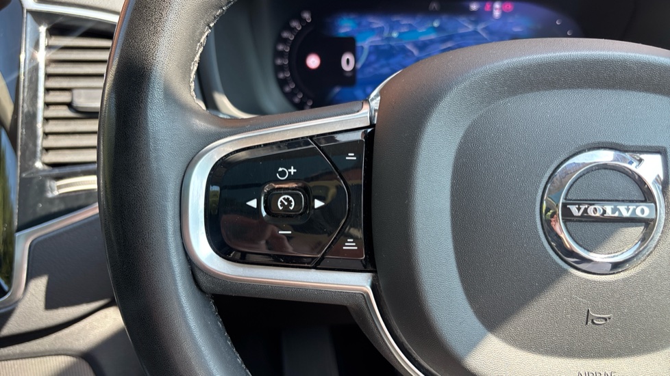 Volvo XC90 2.0 T8 [455] RC PHEV Plus Dark 5dr AWD Geartronic Estate - Image 20