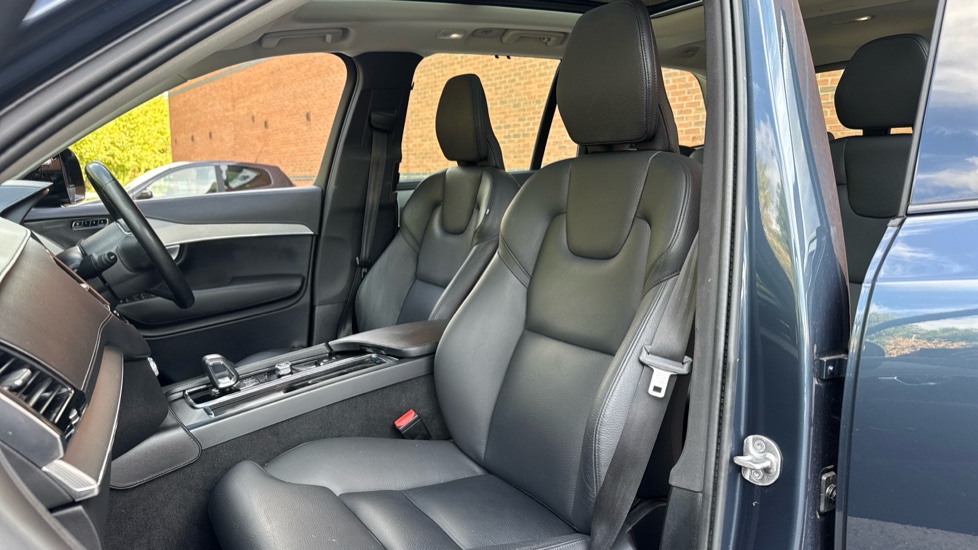 Volvo XC90 2.0 T8 [455] RC PHEV Plus Dark 5dr AWD Geartronic Estate - Image 52