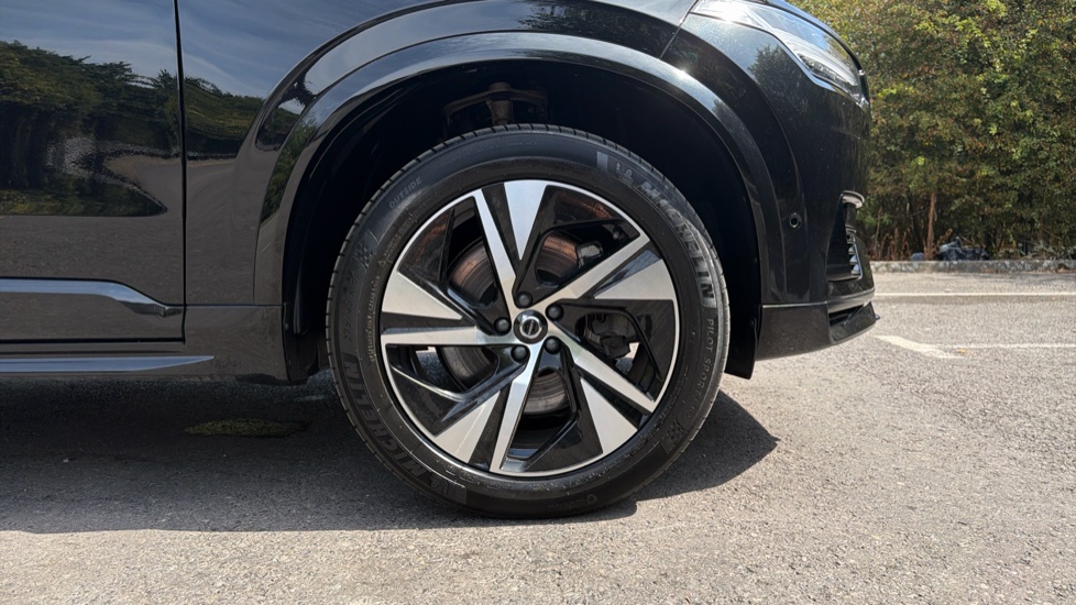 Volvo XC90 2.0 T8 [455] RC PHEV Plus Dark 5dr AWD Geartronic Estate - Image 9