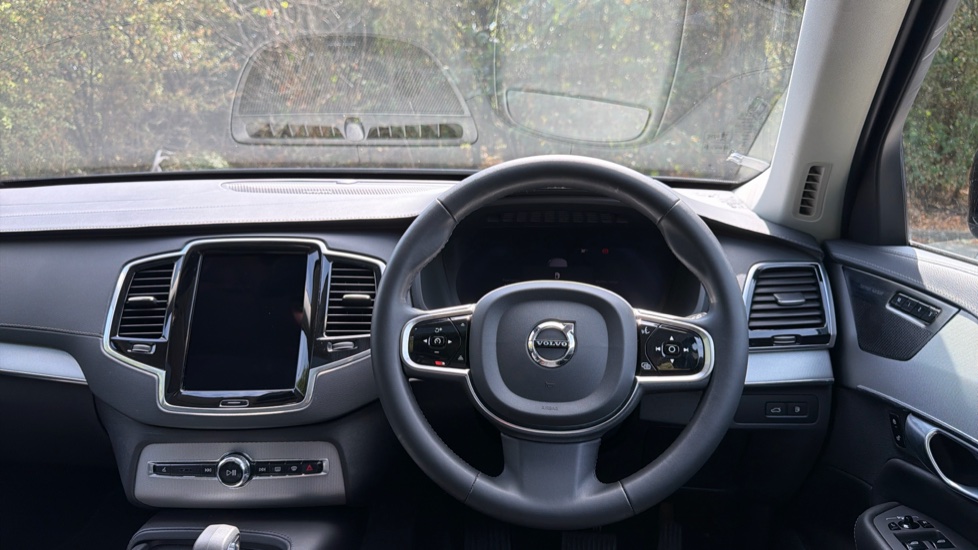 Volvo XC90 2.0 T8 [455] RC PHEV Plus Dark 5dr AWD Geartronic Estate - Image 10