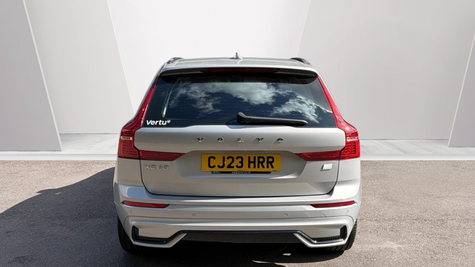 Volvo XC60 2.0 T6 [350] RC PHEV Plus Dark 5dr AWD Geartronic Estate - Image 7