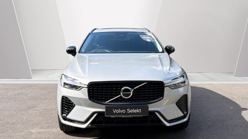 Volvo XC60 2.0 T6 [350] RC PHEV Plus Dark 5dr AWD Geartronic Estate - Image 8