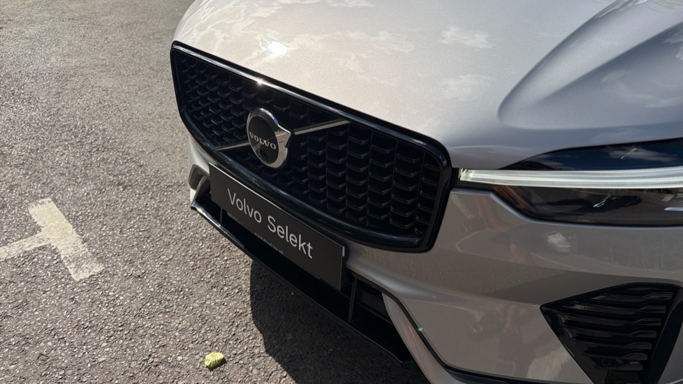 Volvo XC60 2.0 T6 [350] RC PHEV Plus Dark 5dr AWD Geartronic Estate - Image 71