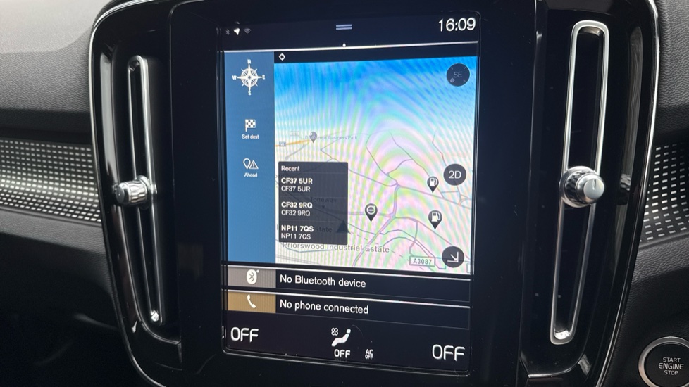 Volvo XC40 1.5 T3 [163] R DESIGN 5dr Petrol Estate - Image 31