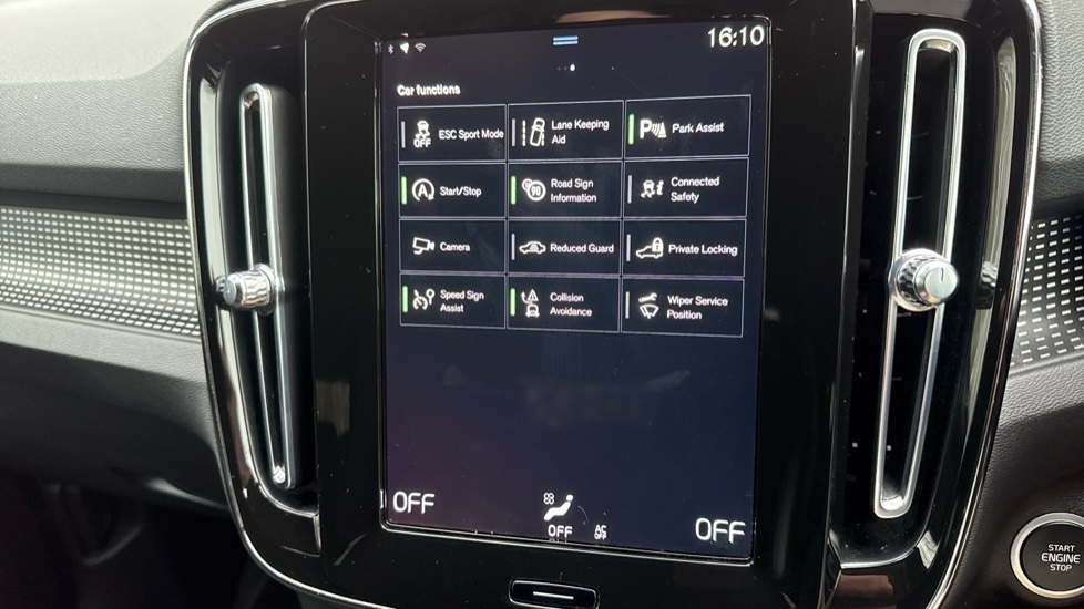 Volvo XC40 1.5 T3 [163] R DESIGN 5dr Petrol Estate - Image 34