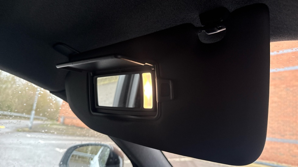Volvo XC40 1.5 T3 [163] R DESIGN 5dr Petrol Estate - Image 51