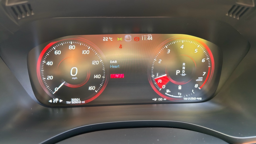 Volvo XC60 2.0 B6P [300] R DESIGN Pro 5dr AWD Geartronic Petrol Estate - Image 11