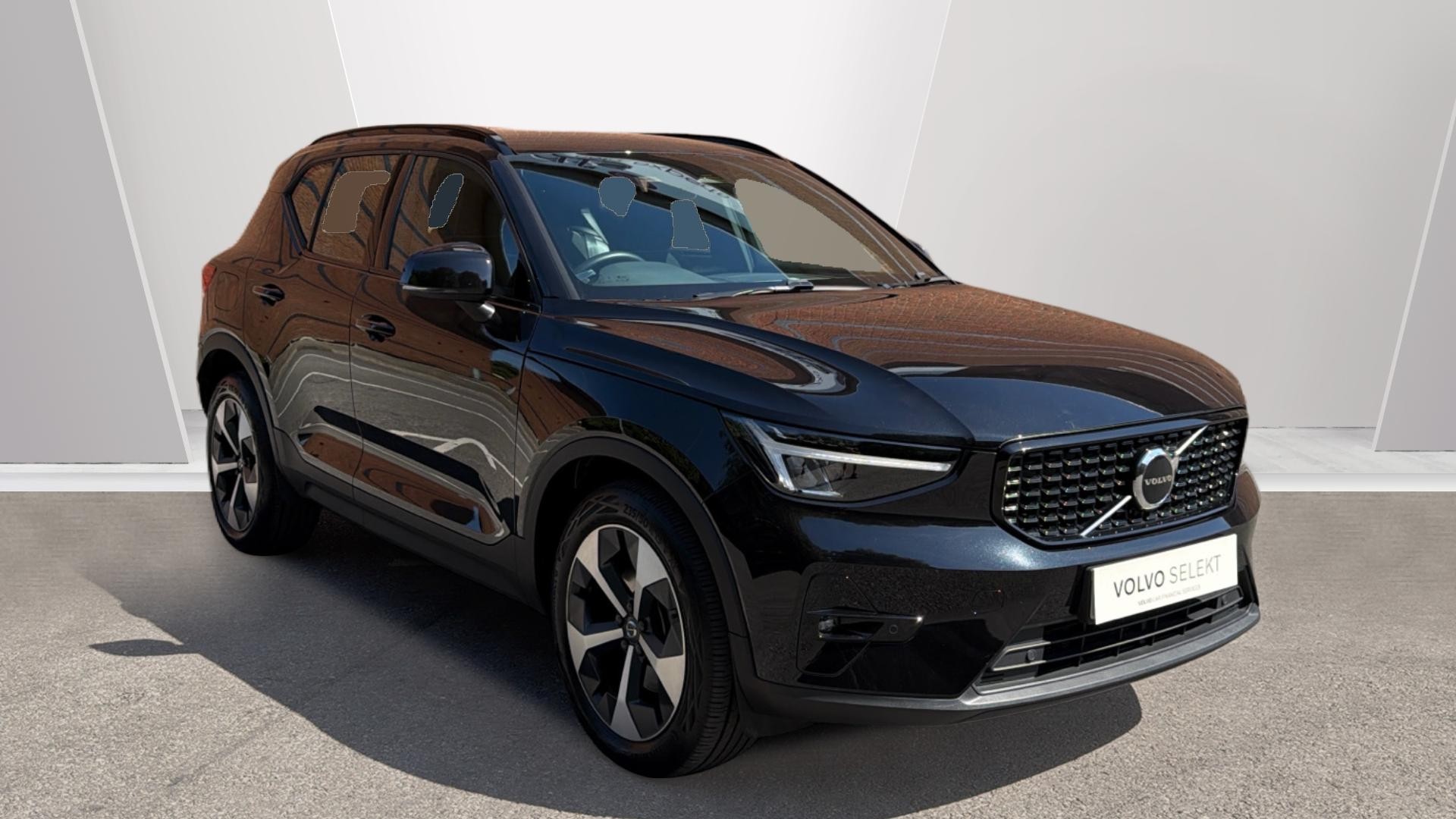 Volvo XC40 listing photo