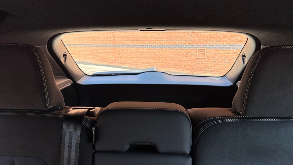 Volvo XC40 2.0 B4P Plus Dark 5dr Auto Petrol Estate - Image 54